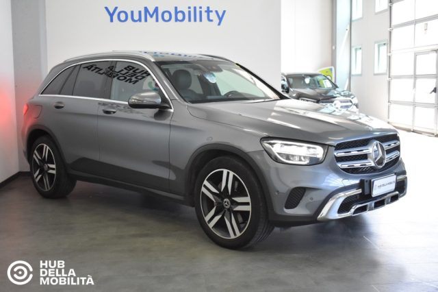 Mercedes-Benz GLC 220 d 4Matic Sport - foto 2 di 4