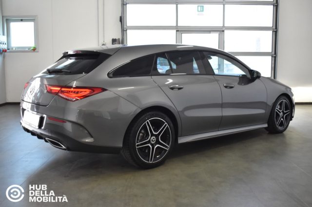 Mercedes-Benz CLA 200 d Automatic Shooting Brake Premium - foto 4 di 4