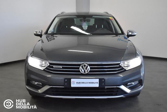 Volkswagen Passat Business Alltrack 2.0 TDI 190 CV 4MOTION DSG Exec., del 2016, 208.569 km, in vendita a Foligno (PG)