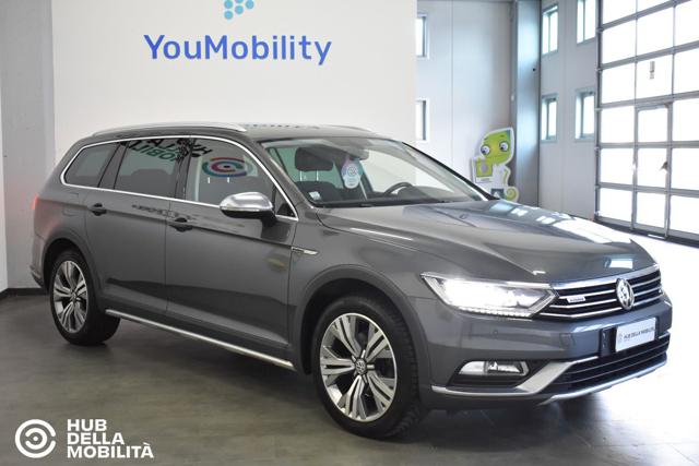 Volkswagen Passat Business Alltrack 2.0 TDI 190 CV 4MOTION DSG Exec. - foto 2 di 30