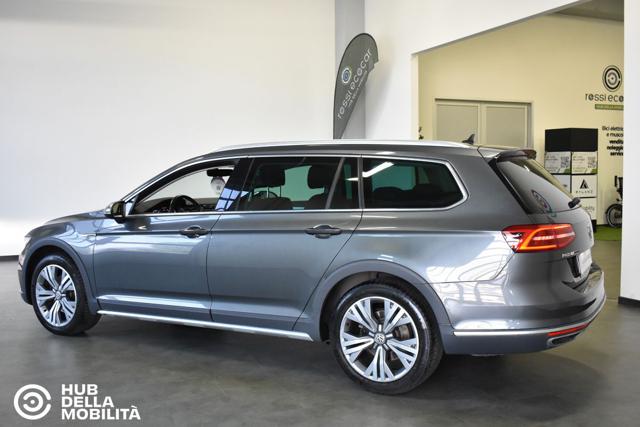Volkswagen Passat Business Alltrack 2.0 TDI 190 CV 4MOTION DSG Exec. - foto 4 di 30