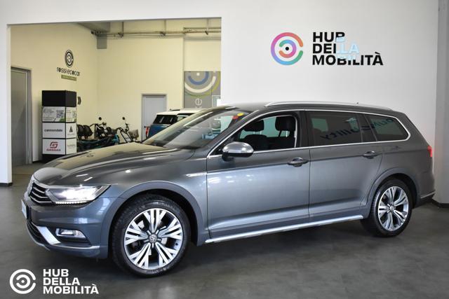 Volkswagen Passat Business Alltrack 2.0 TDI 190 CV 4MOTION DSG Exec. - foto 3 di 30