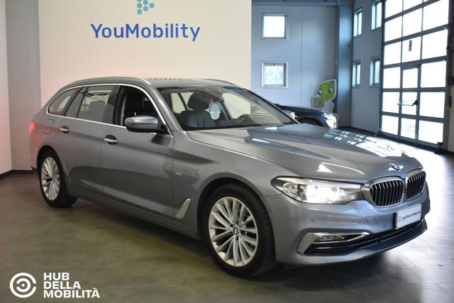 BMW 520 d xDrive Touring Luxury - foto 2 di 4