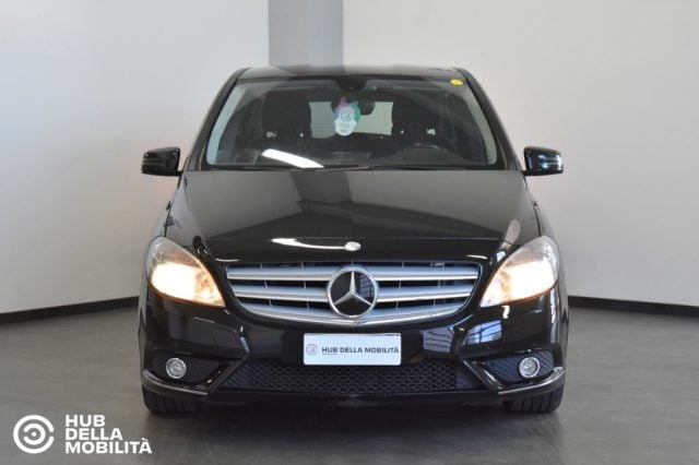 Mercedes-Benz B 180 CDI Automatic Executive, del 2013, 295.118 km, in vendita a Foligno (PG)