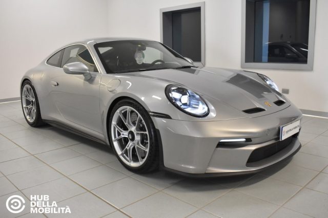 Porsche 911 GT3 Touring - foto 3 di 4