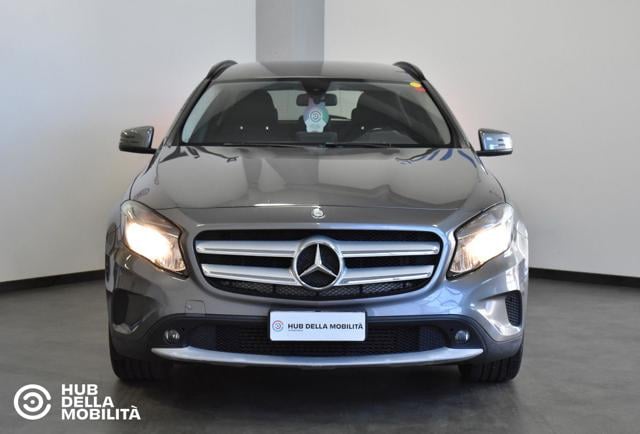 Mercedes-Benz GLA 200 d Automatic Business, del 2016, 160.609 km, in vendita a Foligno (PG)