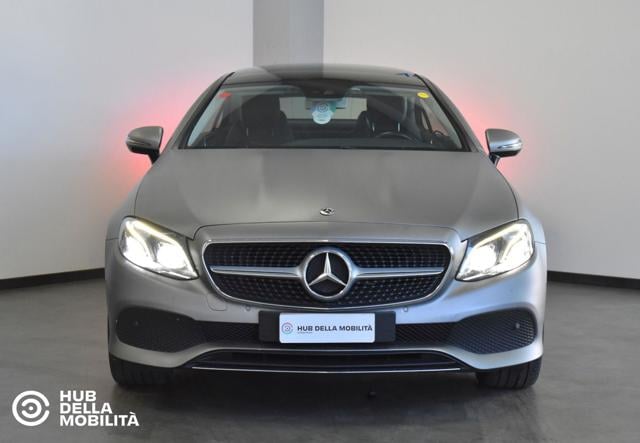 Mercedes-Benz E 220 d 4Matic Coupe' Sport Aut., del 2018, 356.980 km, in vendita a Foligno (PG)