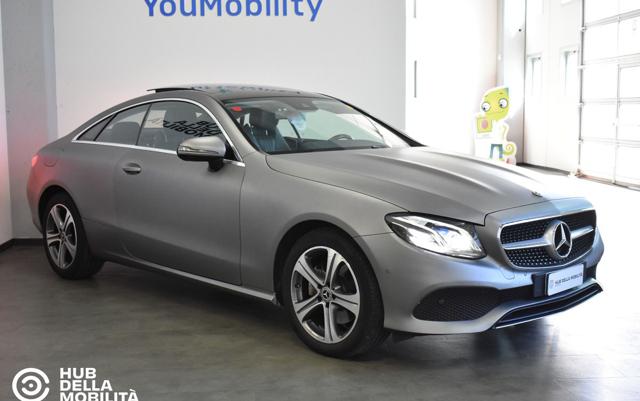 Mercedes-Benz E 220 d 4Matic Coupe' Sport Aut. - foto 2 di 4