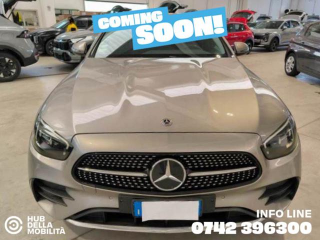 Mercedes-Benz E 300 de S.W. 4Matic Auto EQ-Power Premium, del 2021, 118.094 km, in vendita a Foligno (PG)