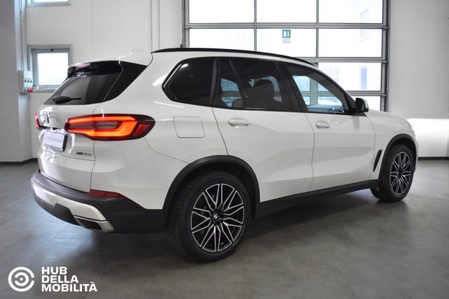 BMW X5 xDrive30d 48V Business - foto 4 di 4