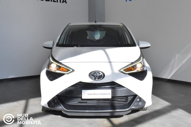 Toyota Aygo Connect 1.0 VVT-i 5 porte X-Cool usato a FOLIGNO