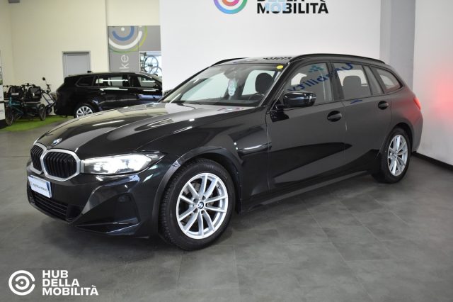 BMW 318 d 48V Touring Aut. - foto 3 di 4