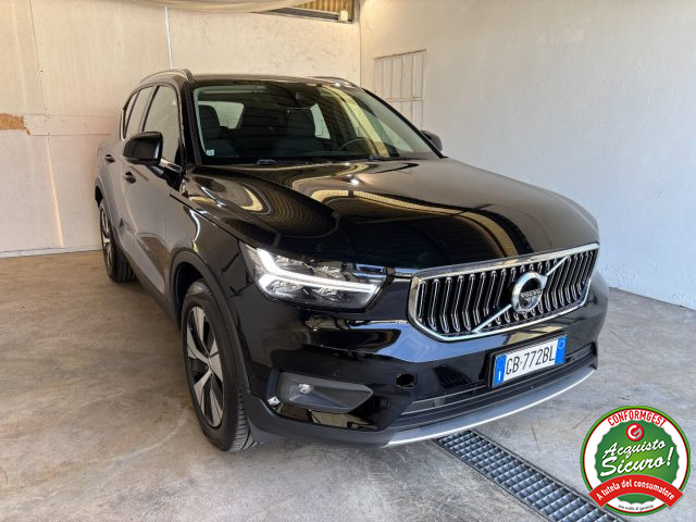 Volvo XC40 T5 Recharge Plug-in Hybrid Inscription - foto 3 di 4