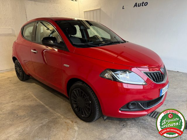 Lancia Ypsilon 1.0 FireFly 5 porte S&S Hybrid NEOPATENTATI - foto 3 di 4