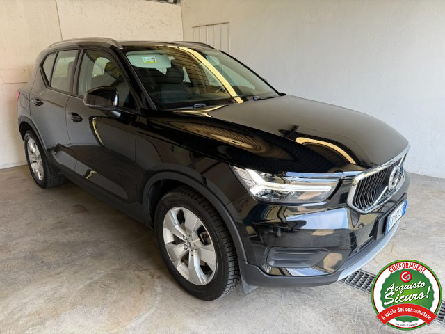 Volvo XC40 D3 AWD Geartronic Momentum - foto 4 di 4