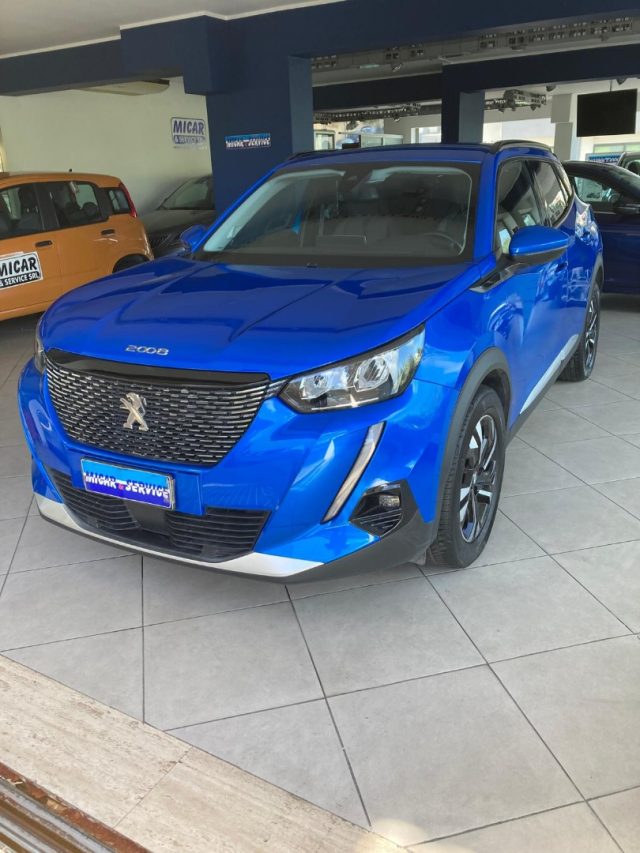 Peugeot 2008 BlueHDi 110 S&S Allure usato a CASTELDACCIA