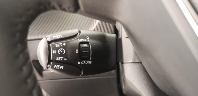 Peugeot 208 Allure Turbo benzina 100 km 0 a CASTELDACCIA