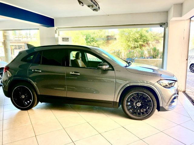 Mercedes-Benz GLA 220 d Automatic 4Matic AMG Line Premium Plus - foto 4 di 4