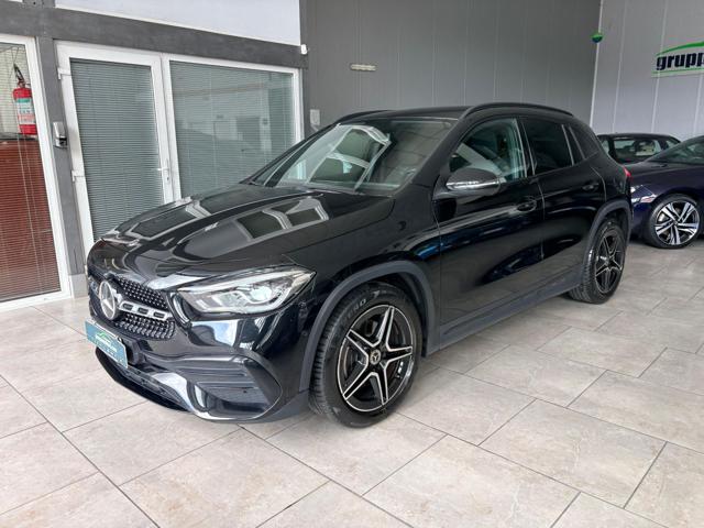 Mercedes-Benz GLA 180 d Premium AMG Night Pack AMBIENT * NEOPATENTATI * usato a POTENZA