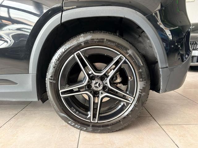 Mercedes-Benz GLA 180 d Premium AMG Night Pack AMBIENT * NEOPATENTATI * usato a POTENZA