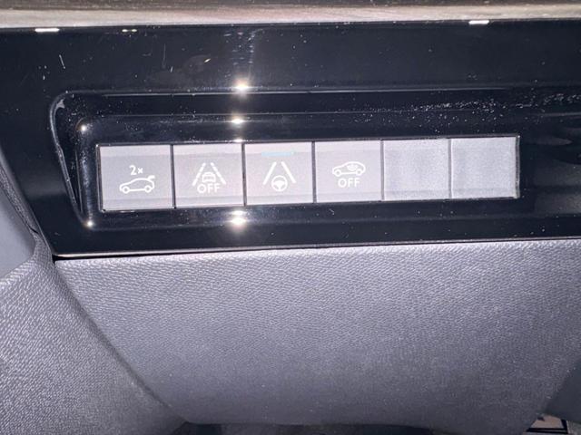 Peugeot 508 Berlina GT Line * First Edition * 177CV EAT8 FULL, del 2019, 70.000 km, in vendita a Potenza (PZ)