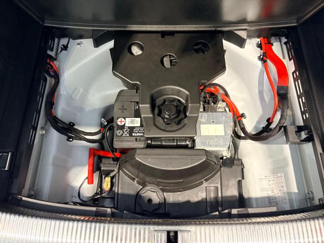 Audi A4 Avant 35TDI MHEV 163CV S tronic S line FULL OPT, del 2022, 120.000 km, in vendita a Potenza (PZ)