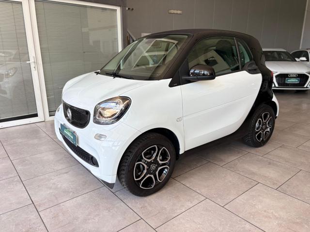 smart forTwo PRIME 1.0 71CV TWINAMIC CRUISE SED.RISCALDABILI - foto 3 di 4