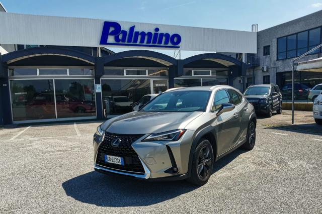 Lexus UX Full Electric UX Hybrid 4WD Business usato a CODROIPO