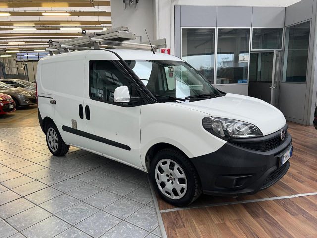 Fiat Doblo Dobl� 1.4 Nat Power PC Cargo Lounge- ACCESSORIATO - foto 1 di 4