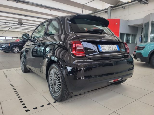 Fiat 500 Icon Berlina 42 kWh accessoriata LED ecc - foto 4 di 4
