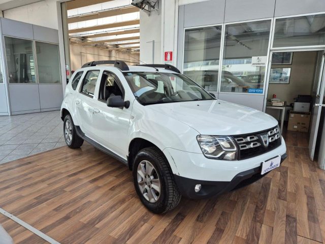 Dacia Duster 1.5 dCi 110CV 4x4 Lauréate UNIPROPRIETARIO - foto 3 di 4