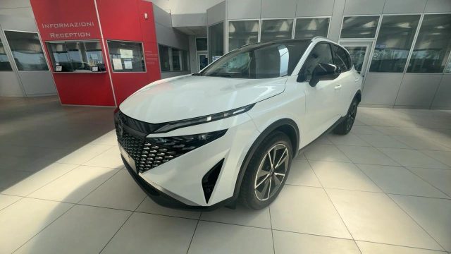 Nissan Qashqai 1.3 MHEV 158 Tekna CVT km 0 a VIGNOLA