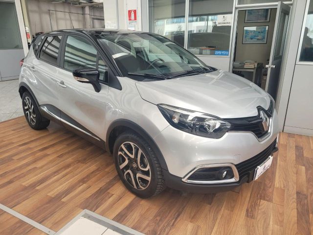 Renault Captur dCi 8V 90 CV Start&Stop Energy Zen bellissima - foto 3 di 4