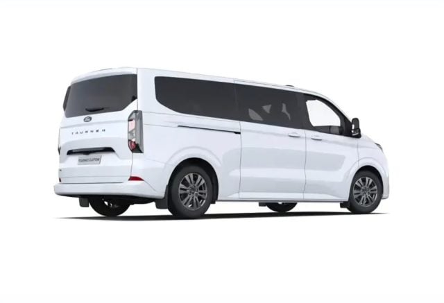 Ford Tourneo Custom 320 2.0 EcoBlue 136CV PL Titanium in Arrivo - foto 2 di 3