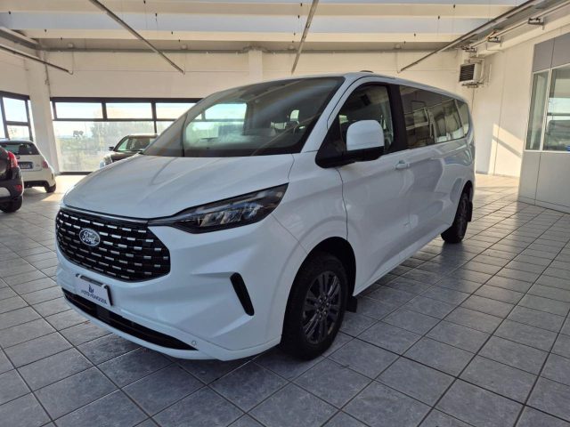 Ford Tourneo Custom 320 2.0 EcoBlue 136CV PL Titanium 9posti, del 2024, 540 km, in vendita a Vignola (MO)