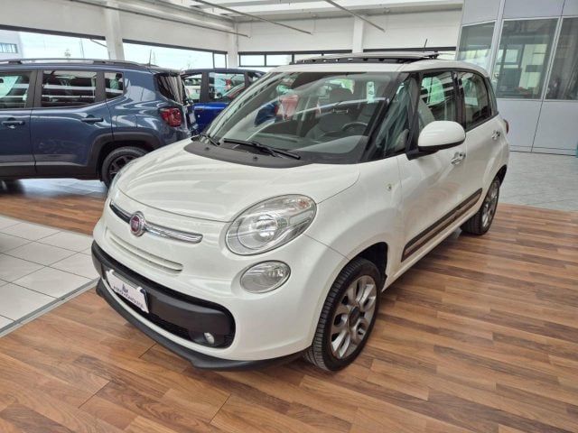 Fiat 500L 0.9 TwinAir Turbo Natural Power Lounge, del 2014, 199.000 km, in vendita a Vignola (MO)