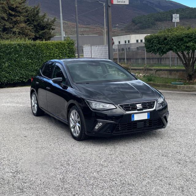 SEAT Ibiza 1.0 EcoTSI 95 CV 5 porte FR - foto 2 di 4