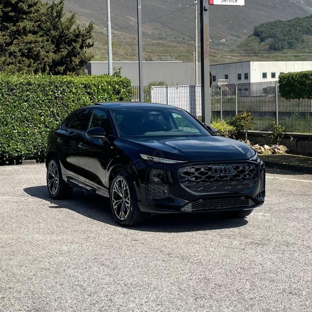 Audi Q3 2.0 TDI S line edition S tronic 110KW/150CV - foto 4 di 19