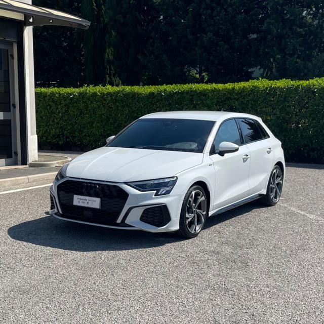 Audi A3 Sportback (35) 2.0 TDI S tronic 110KW/150CV - foto 3 di 4