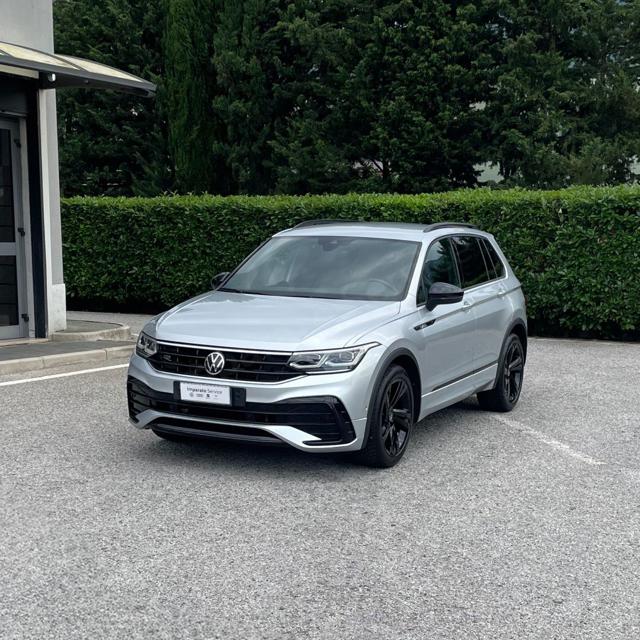 Volkswagen Tiguan 2.0 TDI SCR DSG R-Line 110KW/150CV - foto 3 di 4