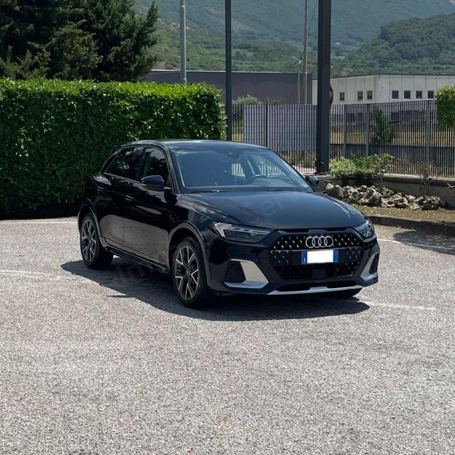 Audi A1 allstreet (30) 1.0 TFSI S tronic 81KW/110CV - foto 4 di 4