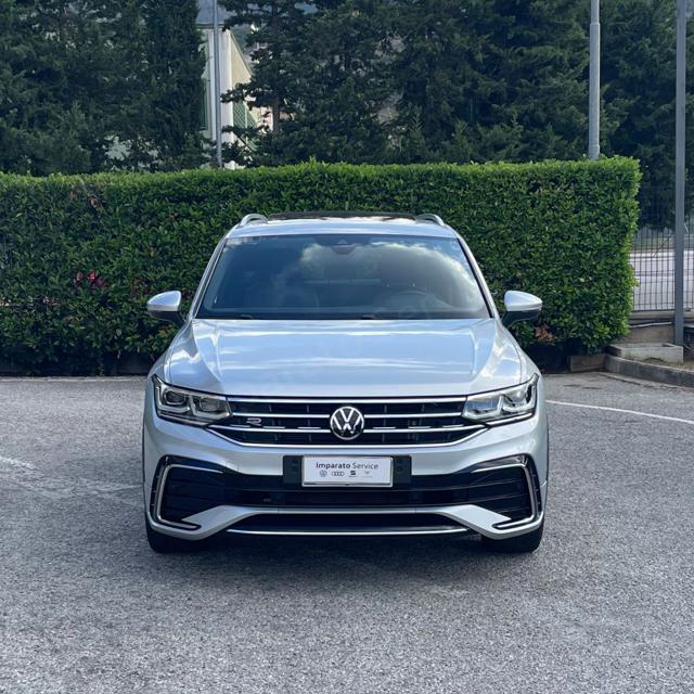Volkswagen Tiguan 2.0 TDI SCR DSG R-Line 4Motion 110KW/150CV - foto 2 di 4