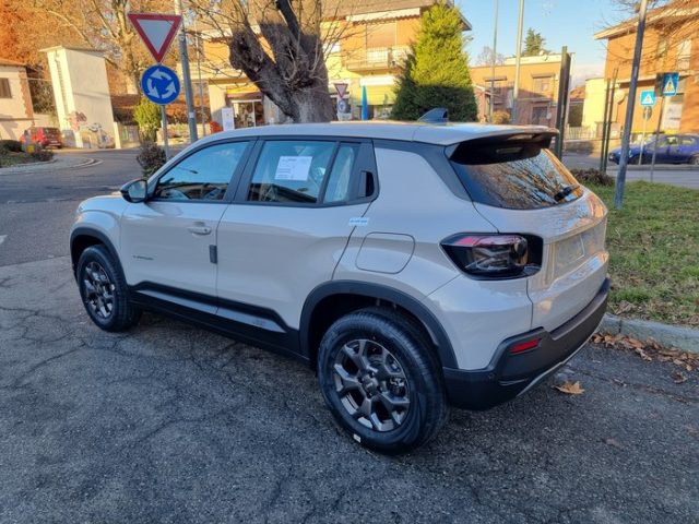Jeep Avenger 1.2 Turbo Longitude prezzo reale senza vincoli - foto 3 di 15