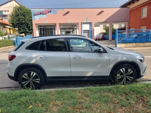 Mercedes-Benz GLA 200 d Automatic 4Matic Progressive Advanced usato a CASTIGLIONE TORINESE