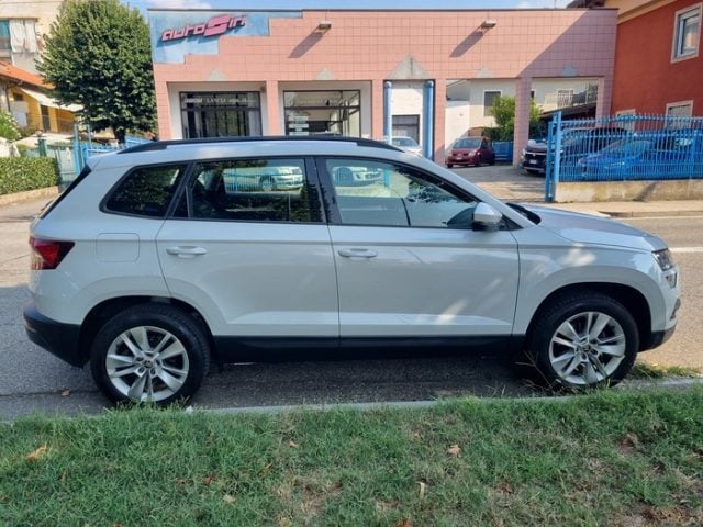 Skoda Karoq 1.6 TDI SCR Ambition usato a CASTIGLIONE TORINESE
