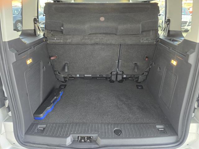 Ford Tourneo Connect 1.5 TDCi 120cv 5 posti Titanium, del 2018, 180.000 km, in vendita a Pianiga (VE)