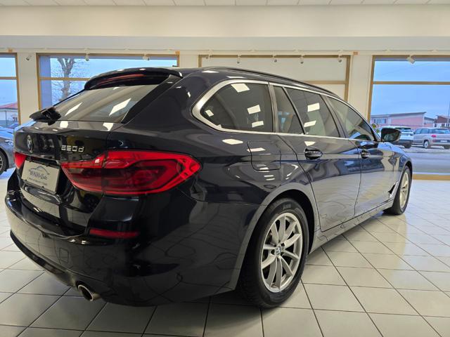 BMW 520 d 48V Touring Business - foto 2 di 4
