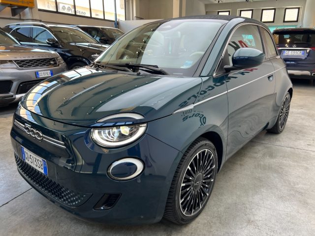 Fiat 500e Cabrio 42 kWh La Prima - foto 2 di 4