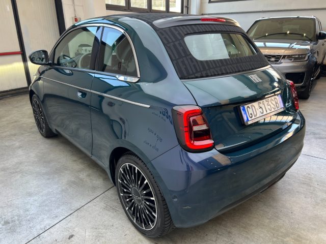 Fiat 500e Cabrio 42 kWh La Prima - foto 3 di 4