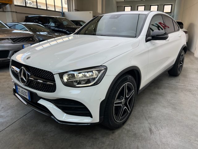 Mercedes-Benz GLC 200 4Matic Coupé EQ-Boost Premium - foto 2 di 4